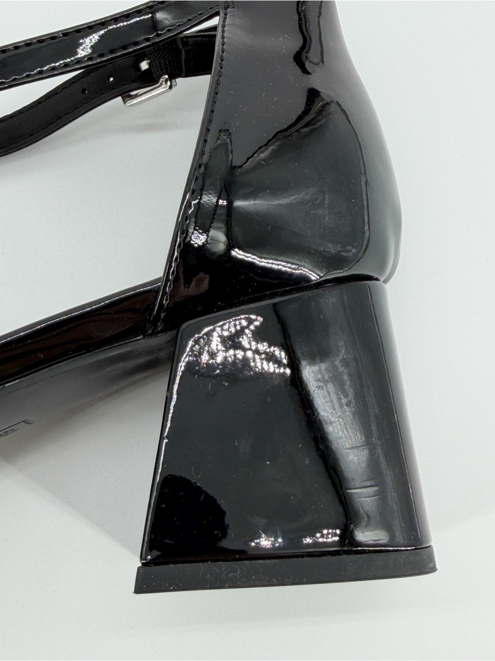Kenneth Cole Reaction Nissy Bow Patent Ankle Strap Heeled Sandals Black 11 NEW - Picture 13 of 15